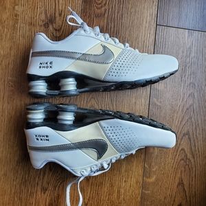 Nike shox